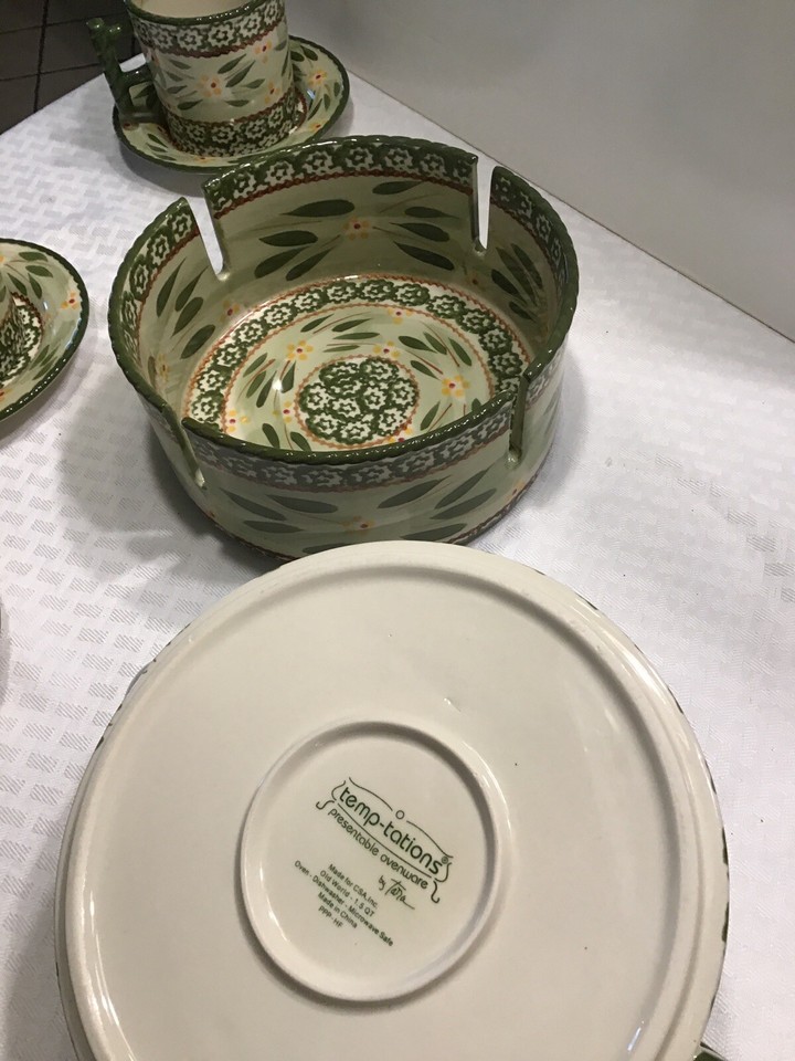 QVC TEMPTATIONS OLD WORLD GREEN TEAPOT & WARMER with 4 MUGS & 4 SAUCERS