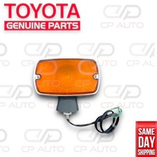 69 - 75 Toyota Land Cruiser Fj40 Bj40 Front Turn Signal Light Lamp Oem New