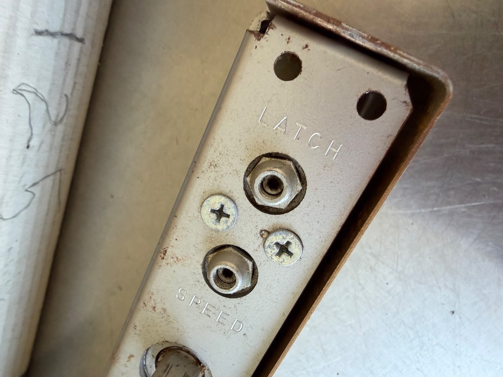 NOS 500 Series Mark III   Russwin Door Closer Right Hand 500 Series   G-2