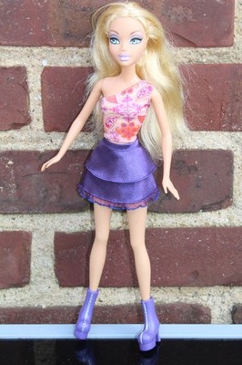 MATTEL MY SCENE PUPPE MC2 MODEPUPPE GELENK ROCK TOP STIEFELETTEN BLOND RARITÄT