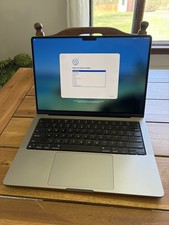 Apple MacBook Pro 14  2021 M1 Pro 16GB RAM 512GB SSD Space Gray Excellent