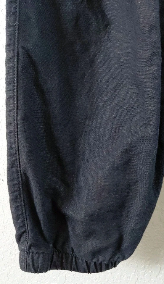 Pantalones de chándal Gap negros de lino y algodón con cordón para mujer talla pequeña alta cómoda Foto 3 de 4