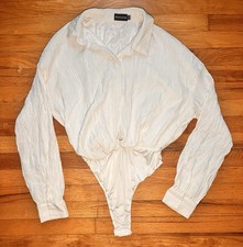 PrettyLittleThing Women's White Crinkle Textured Long Sleeve Bodysuit - Sz 10