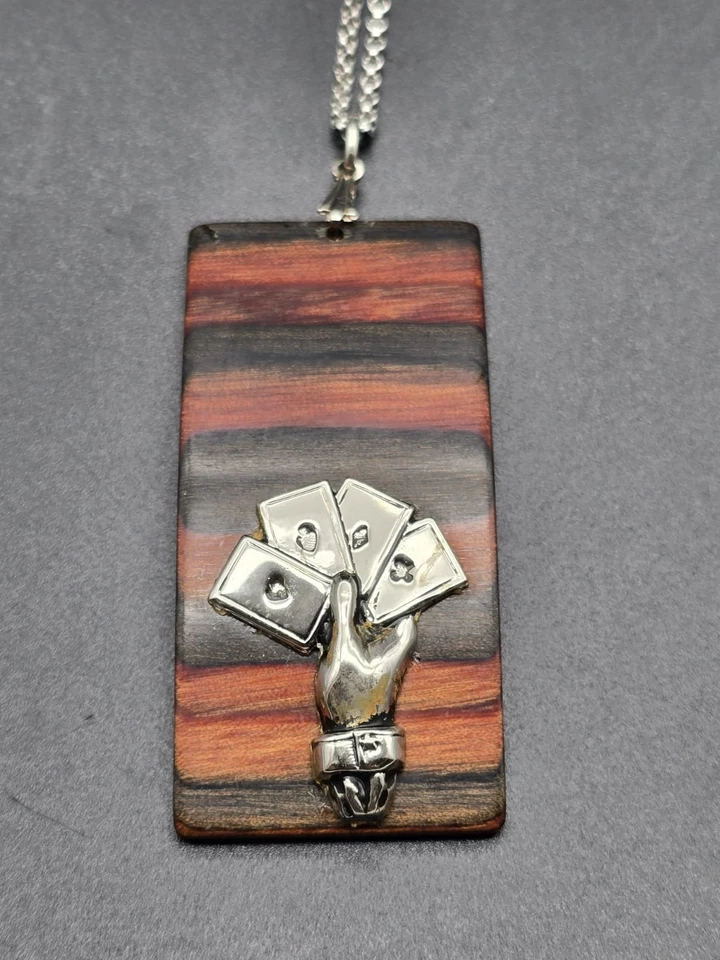 Collar de Mago Mano de Ganador Colgante "Ases de Cartas" y Cadena de Plata 835 Foto 2 de 4