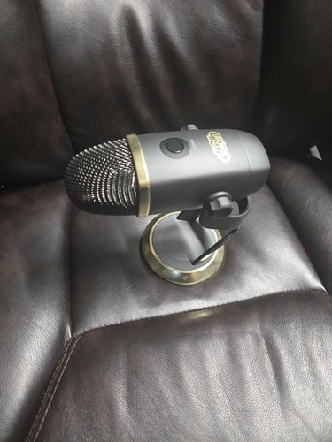 Blue Yeti X World of Warcraft Edition USB Microphone 988-000462 Black Gold