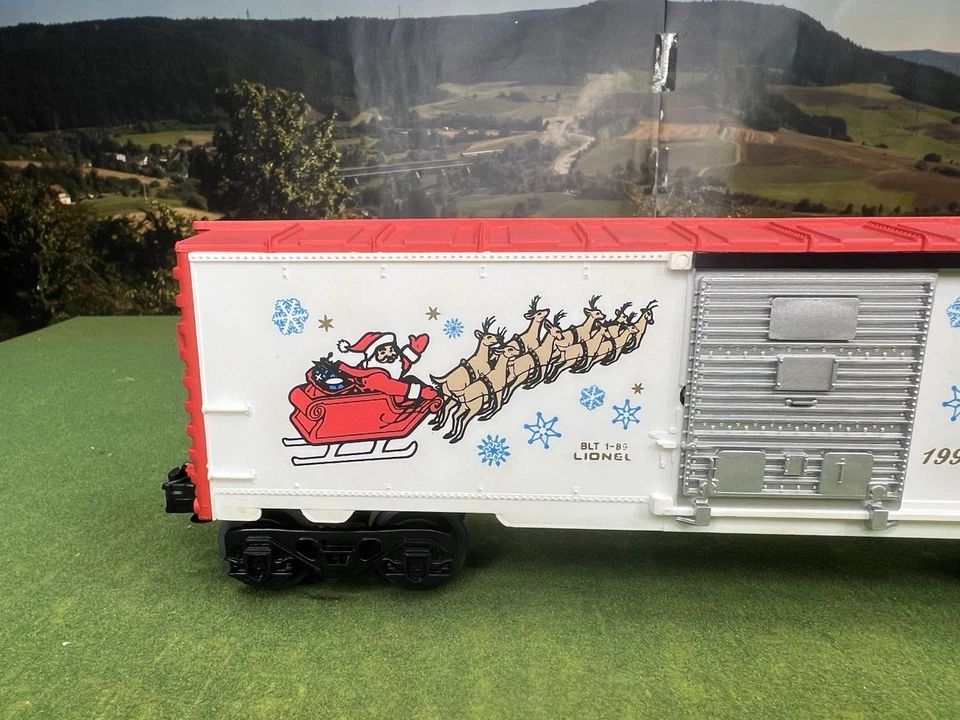 LIONEL 6-19908 CHRISTMAS BOX CAR 1989 SEASONS GREATINGS NEW IN BOX - Image 4 of 4