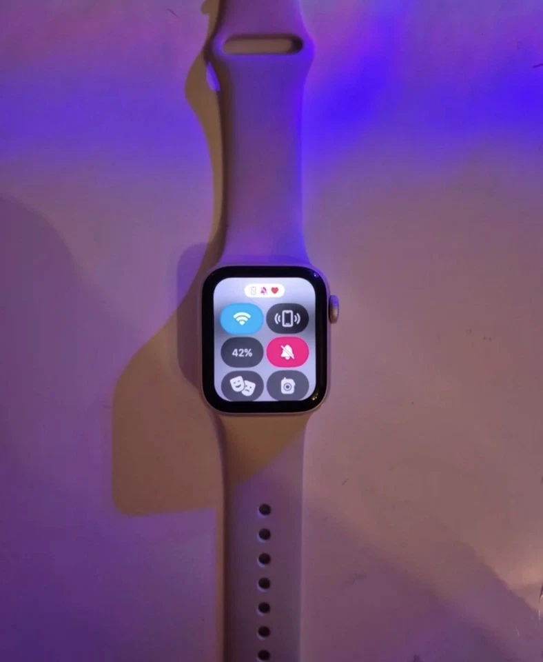 Apple Watch SE (2nd generation), foto 4 di 5