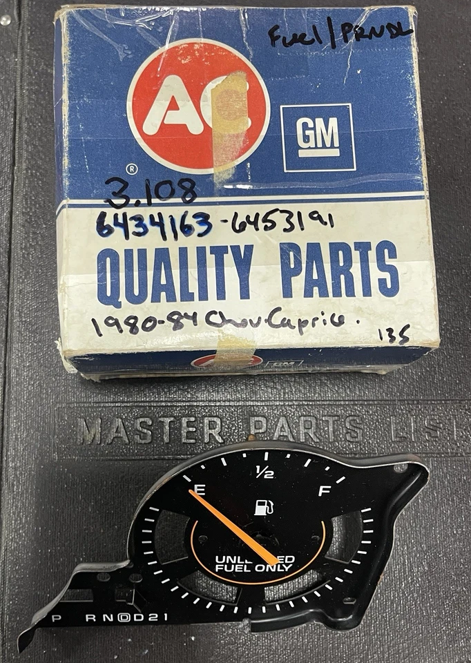 Unidad de tablero de calibre de combustible Chevrolet Caprice 1980 1981 1982 1983 1984 NOS Foto 2 de 4