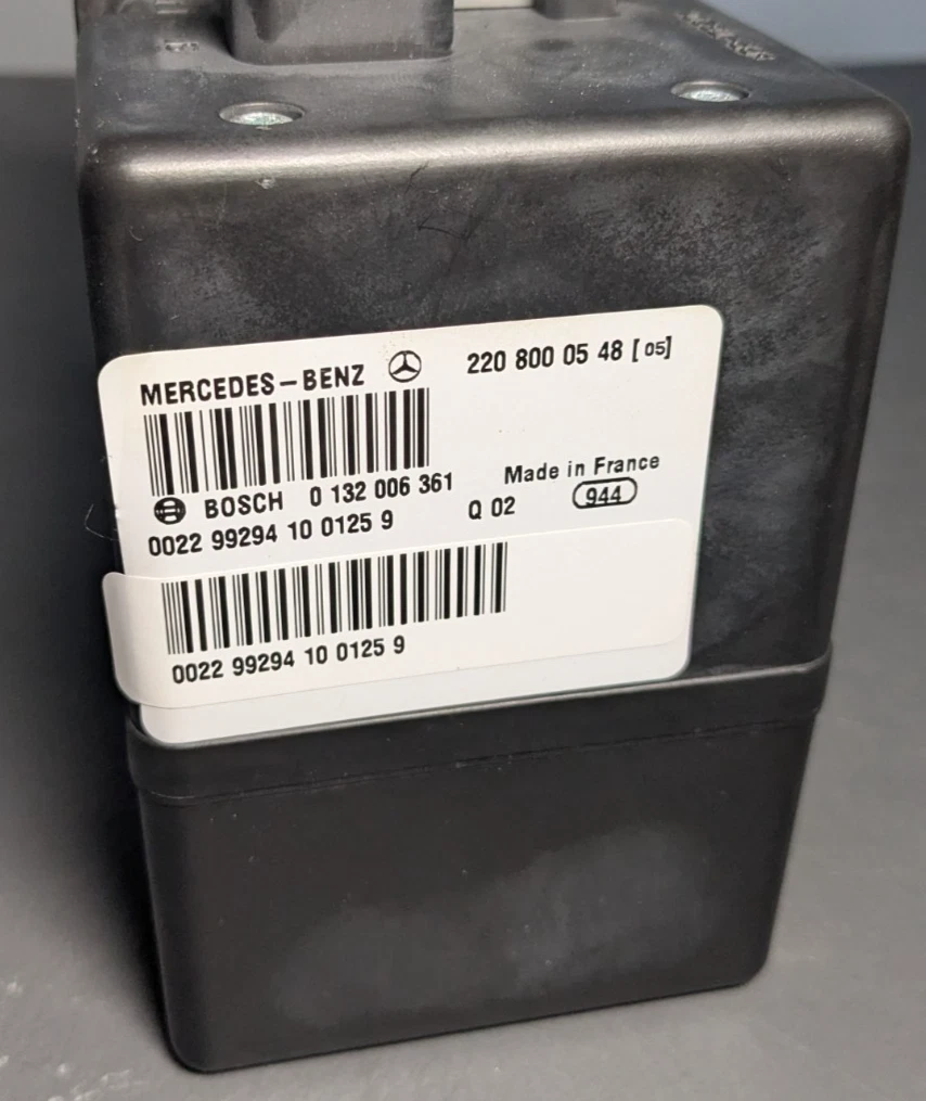 Motor De Bomba De Vacío Para Cerradura De Puerta Mercedes Clase S/CL W220 | AZGIANT, 2208001248