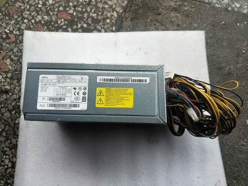 1PC S26113-E567-V50-02 DPS-500XB alimentation serveur A 500 W - Photo 3/3
