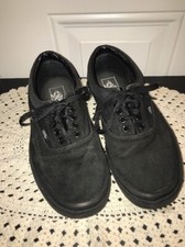 Black Classic Lace Up Vans Unisex Men  s 7.5 Women  s 9.0 Guc