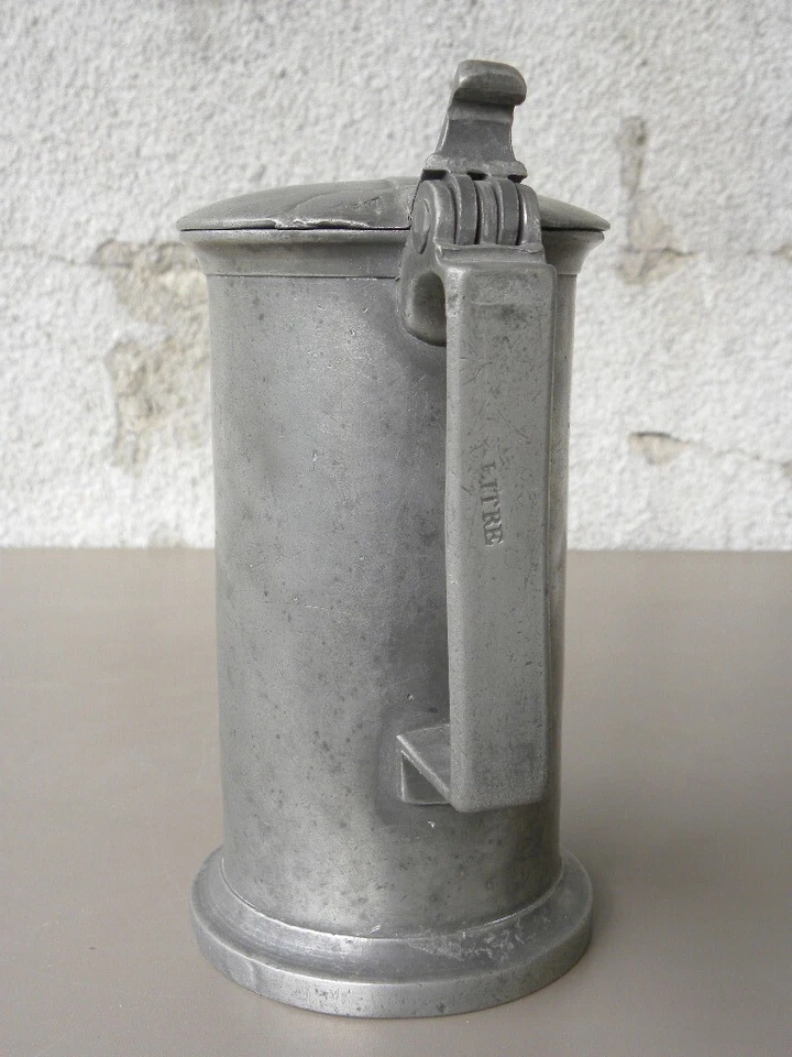 PICHET COUVERT  19 eme ÉTAIN -  estampillé Frayssinet À Villefranche, 1L - Photo 2/4