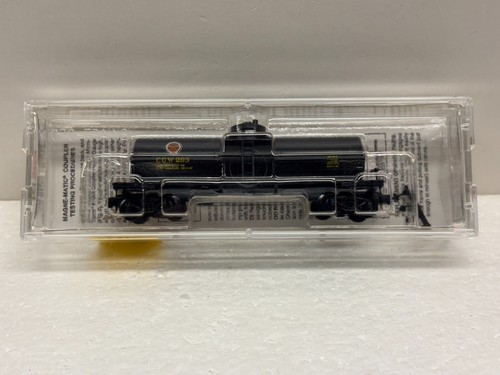 N Scale Micro Trains MTL 65410 Chicago Great Western CGW 283 Tank Car - Picture 2 of 4