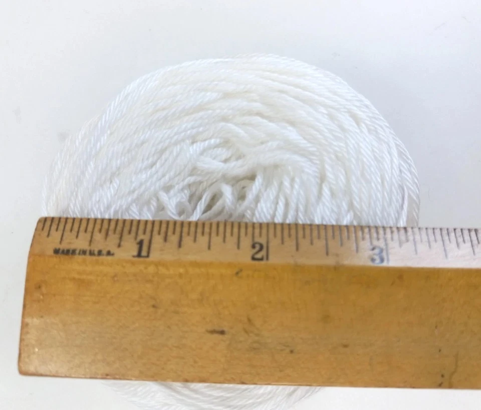 Hilo de algodón Cascade Farms Ultra 100 % Pima blanco 3,5 oz 220 yardas hecho en Perú Foto 4 de 4