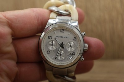 Michael Kors Silver and Horn Watch NEW MICHAEL KORS RUNWAY HORN,ALABASTER+SILVER TONE MIDSIZED  main image 3