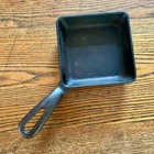 4.5" Griswold Cast Iron Made In USA Square Egg Skillet 129 A 10" Length