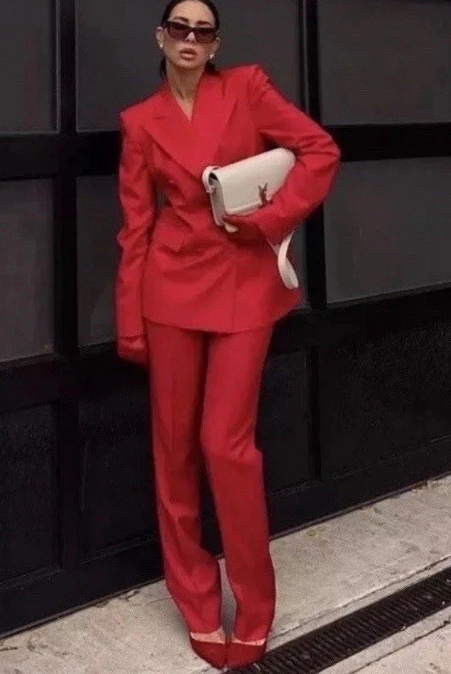 ZARA WOMAN DOUBLE BREASTED BUTTONED BLAZER BRIGHT RED & Trousers Size XS Co Ord thumbnail 3