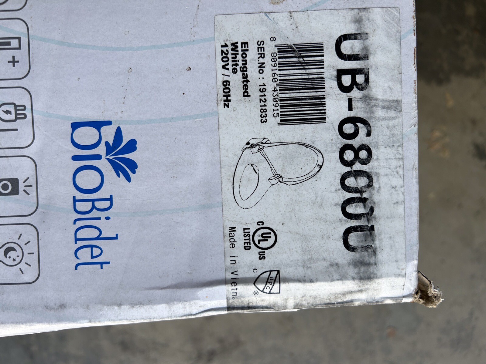 OVE Decors Enlight Round Smart Bidet Seat with Remote Control New Open