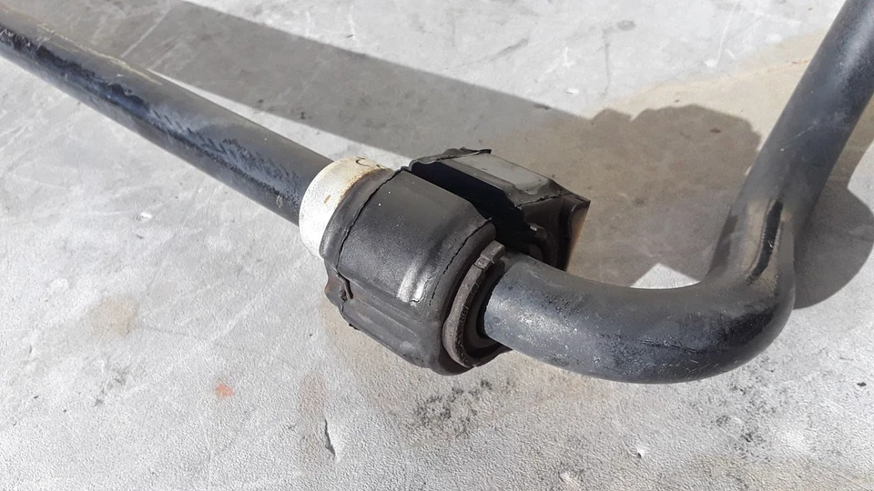 2012-2021 MERCEDES BENZ SPRINTER 2500 FRONT SUSPENSION SWAY ANTI ROLL BAR OEM - Image 3 of 4