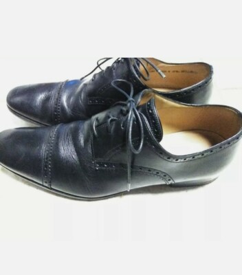 Bally of Switzerland Leather Wing Tip Oxford Men display picture 2