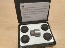 NEW GENUINE VAUXHALL MOKKA A KARL AMPERA ZAFIRA C LOCKING WHEEL NUT SET 13331034