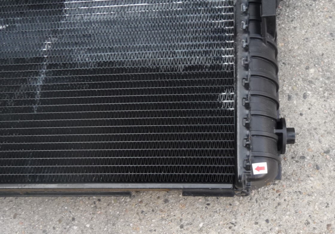 18-23 McLaren 720S Rear Left Driver Side Radiator Cooler 11L0359CP.02 OEM