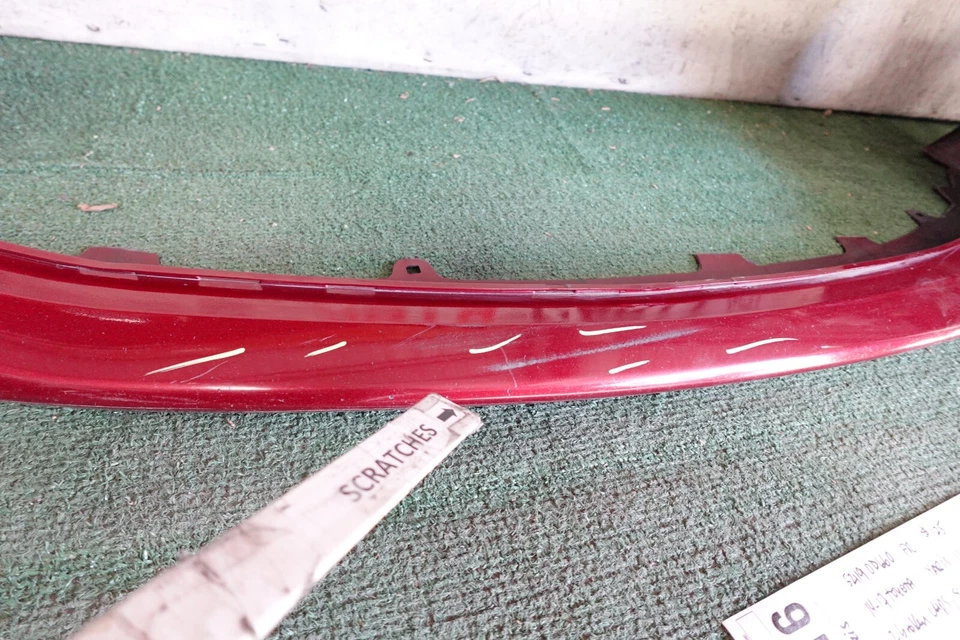 Cubierta del parachoques delantero OEM AY29616 con 2 clips rotos 2014 2015 2017 TOYOTA YARIS III Foto 4 de 4