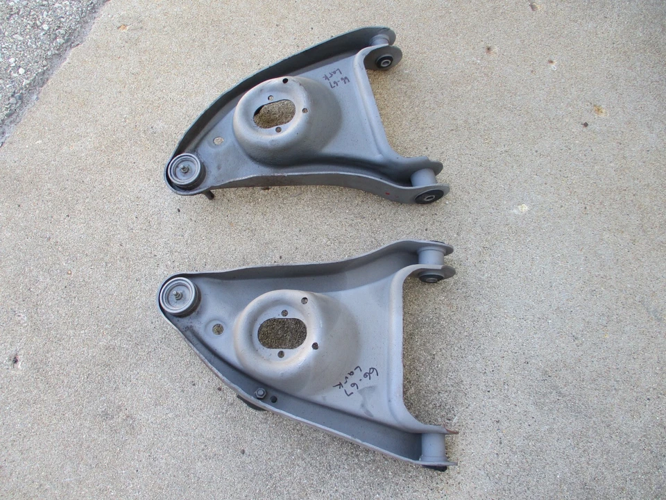 Buick Skylark GS 400 1966 1967 Special Sport Wagon control delantero inferior brazos A Foto 2 de 4