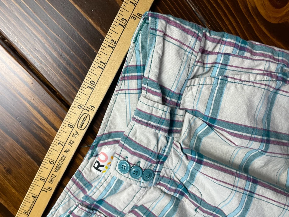 ROXY Shorts Women's Junior Size 3 Cream Purple Green Triple Button Vintage 2000 - Image 4 of 4