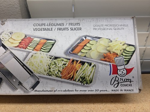 BRON COUCKE Professional Grade Mandoline Slicer Stainless Steel / Made in France - Picture 2 of 6