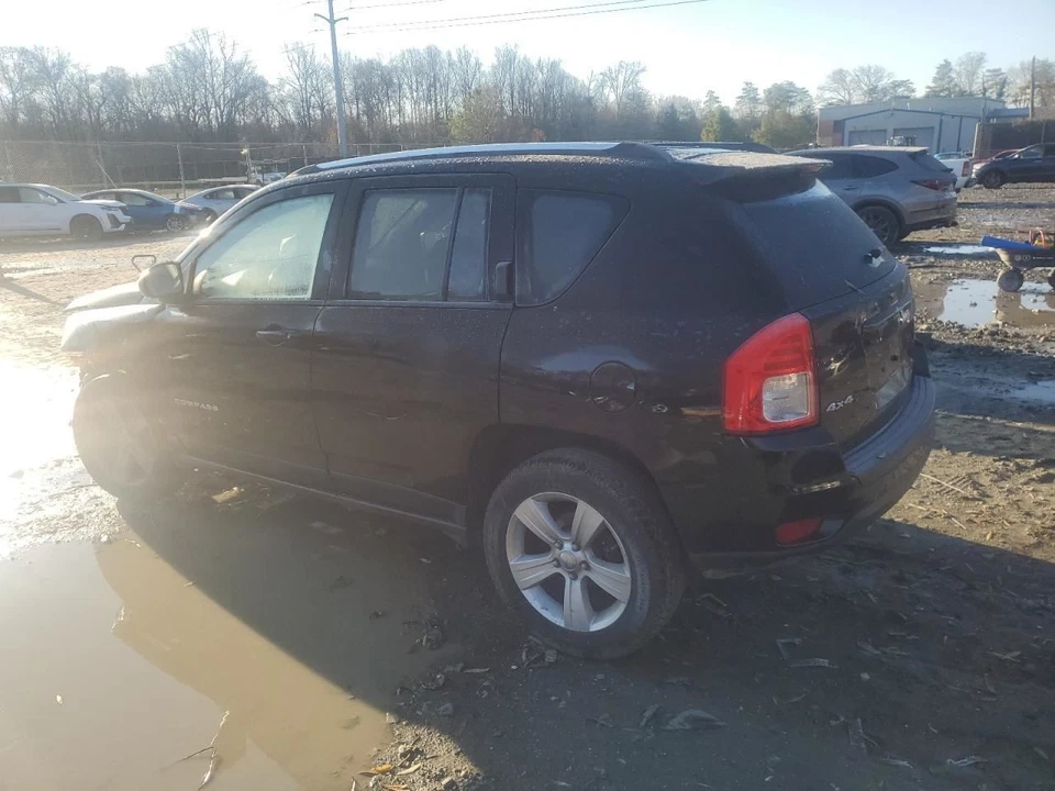 Interruptor de puerta delantera del conductor estilo clásico para conductor 11-17 COMPASS 2559088 Foto 2 de 4