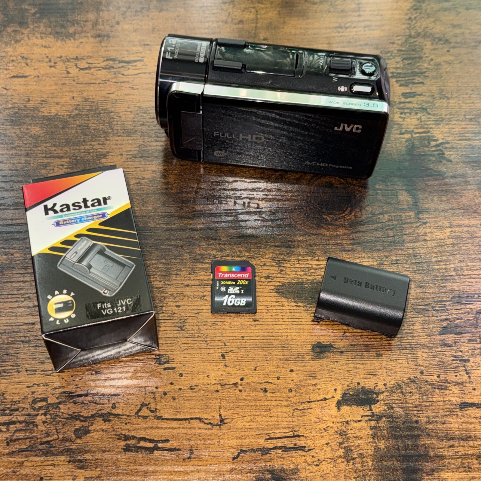 Wifi 1080p 10.6mp 10x W/ Battery & Charger Tested