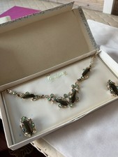 1950s/60s Fantasy  boxed Jewellery Set clip on Earrings &Necklace 