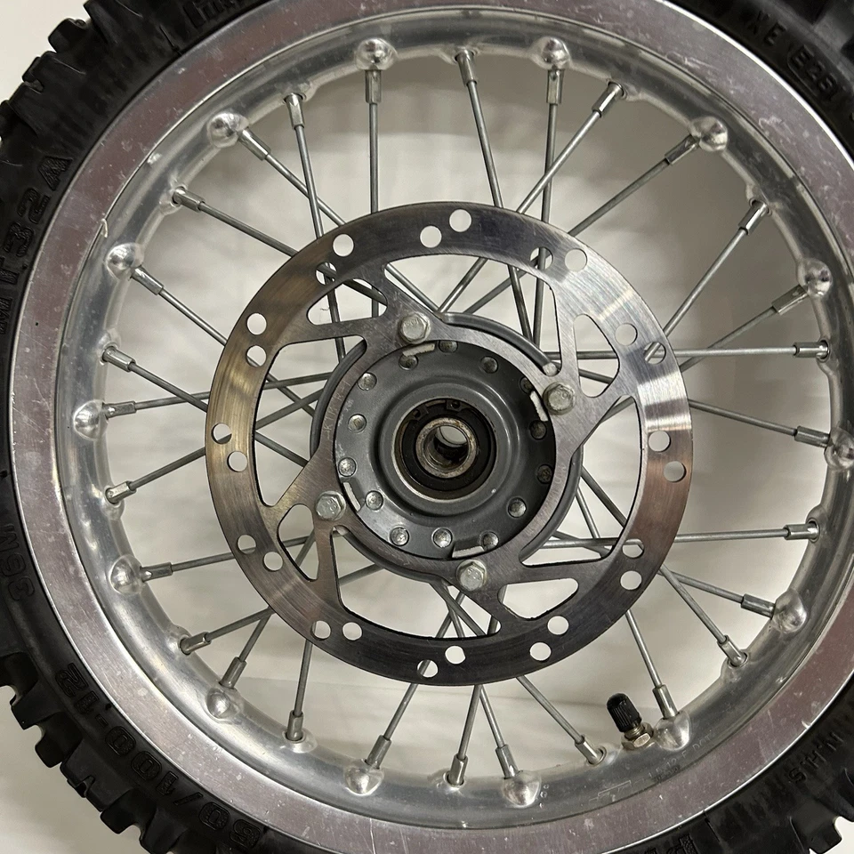 02-08 2005 KTM 50 SENIOR ADVENTURE MONTAJE DE RUEDA DELANTERA OEM RADIOS BUJE Foto 2 de 4