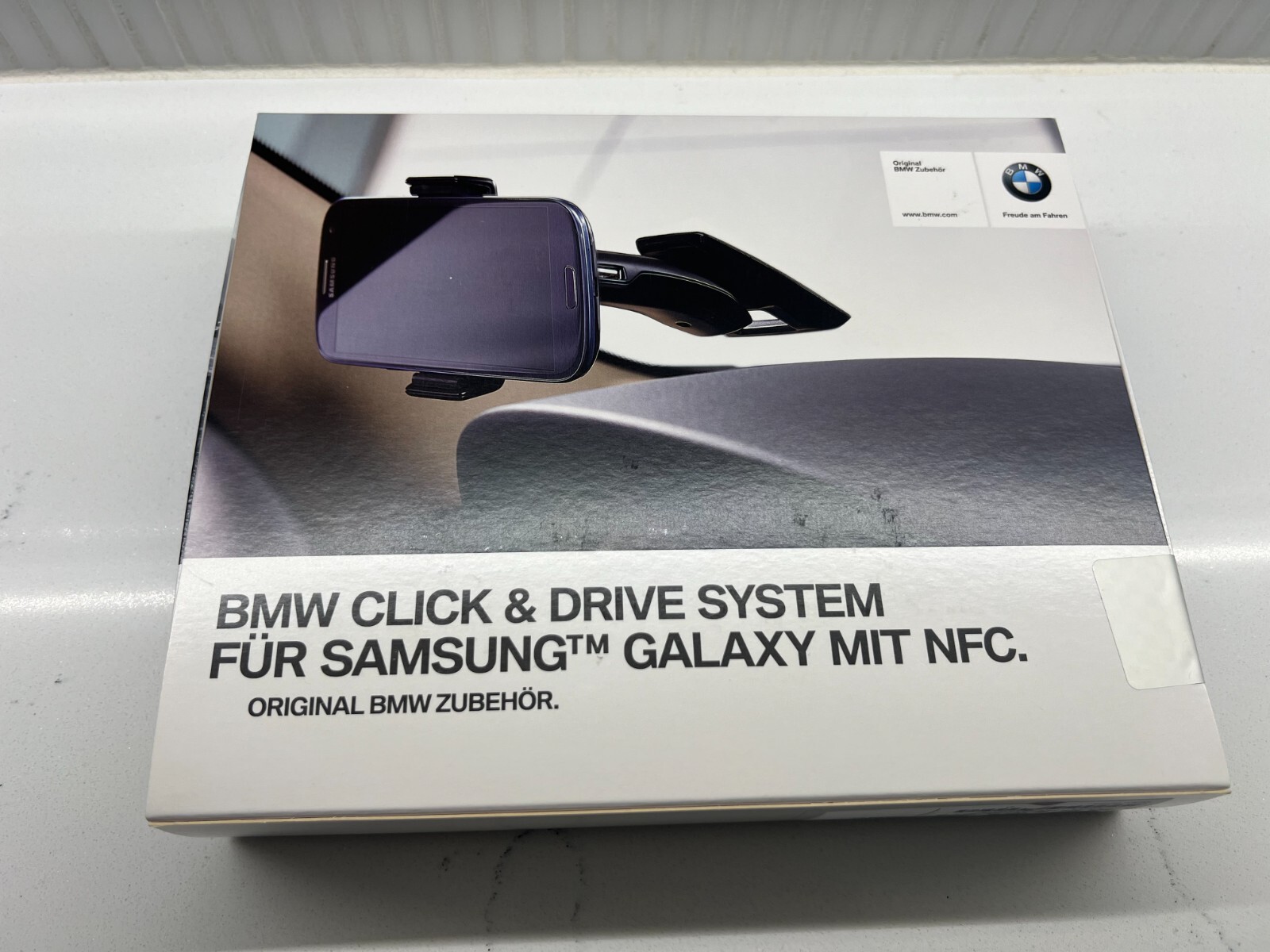 BMW Click & Drive System for Samsung Galaxy S2 & S3 65902343876  