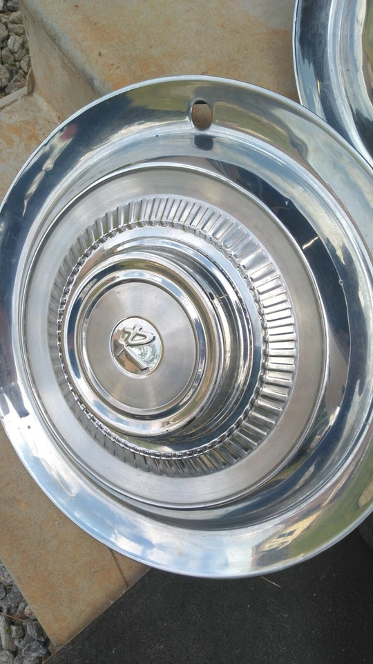 Juego de 4 tapacubos tapacubos de 14" AMC Rambler 1963 OEM Foto 2 de 4