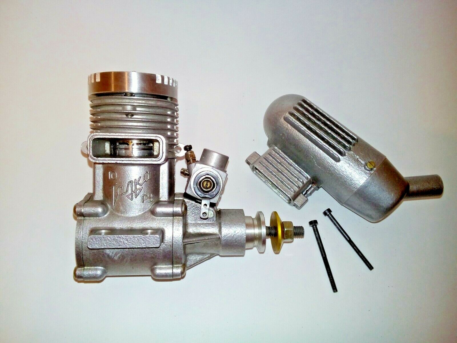 10cc gas airplane engine