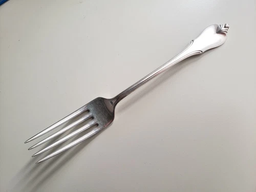 ANTIQUE VINTAGE COLLECTIBLE FORK 7.25" WALLACE STERLING SILVER