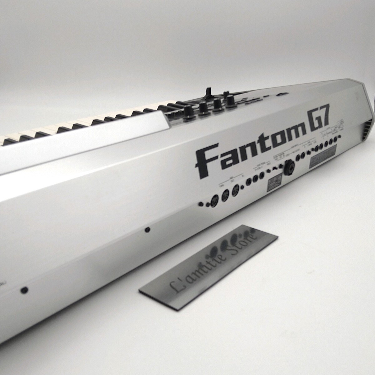 Roland Fantom-G7 Keyboard Synthesizer 76-keys FantomG7 Japan
