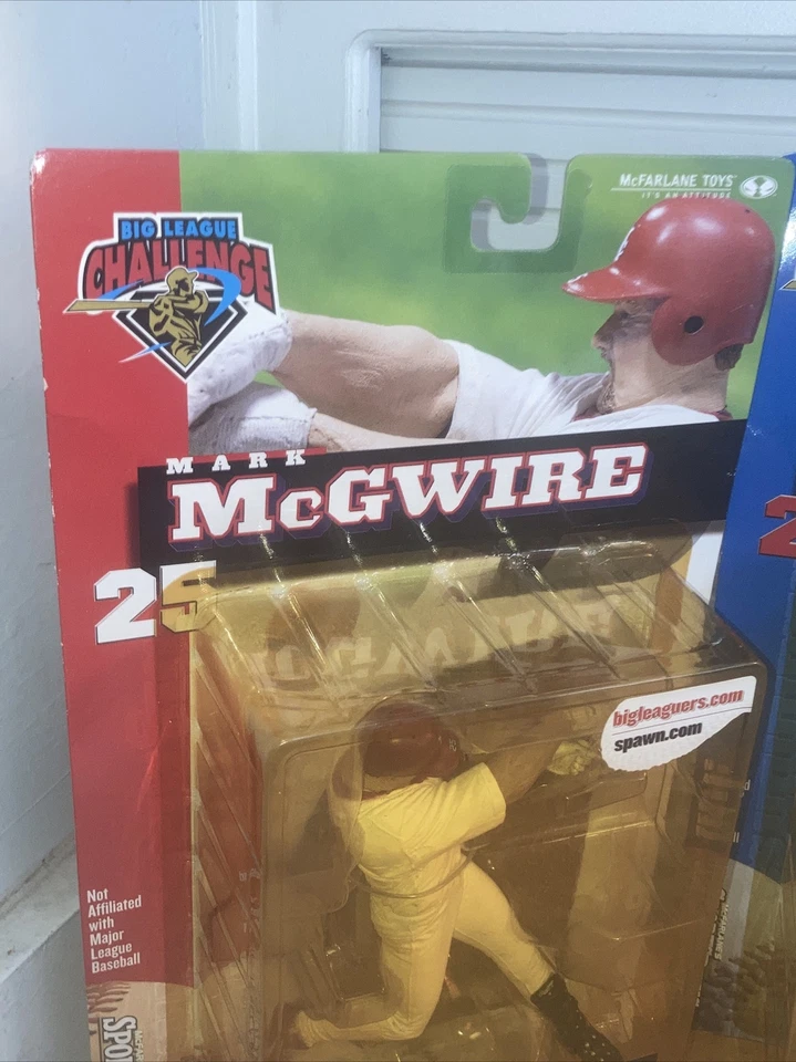 Carrera de jonrones McFarlane 1998 selecciones deportivas Mark McGwire y Sammy Sosa primera edición Foto 2 de 4