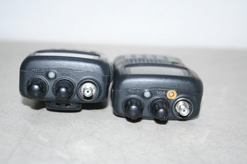 Yaesu VX-5R Ham Radio Tri-Band FM Handheld Transceiver Powers On- Untested PAIR - Zdjęcie 7 z 9