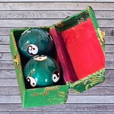 Chiming Chinese Balls Yin  Yang Baoding Balls for Hand Therapy in box deStress
