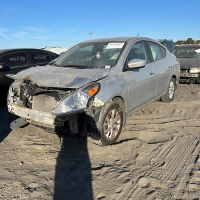 (PICKUP LOCAL ONLY) Trunk/Hatch/Tailgate Rear View Camera Sedan Fits 12-19 VERSA