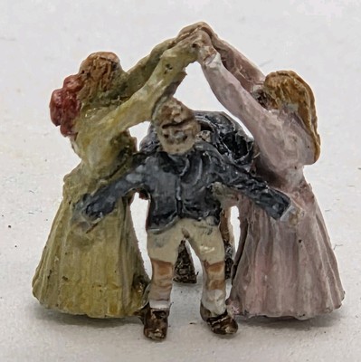 John Hine Studios London by Gaslight Children Playing Mini Figure Christmas 5470