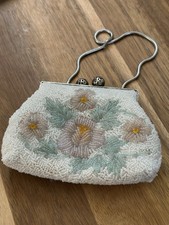 Beautiful Vintage Floral Seed Bead Purse With Silver Chain