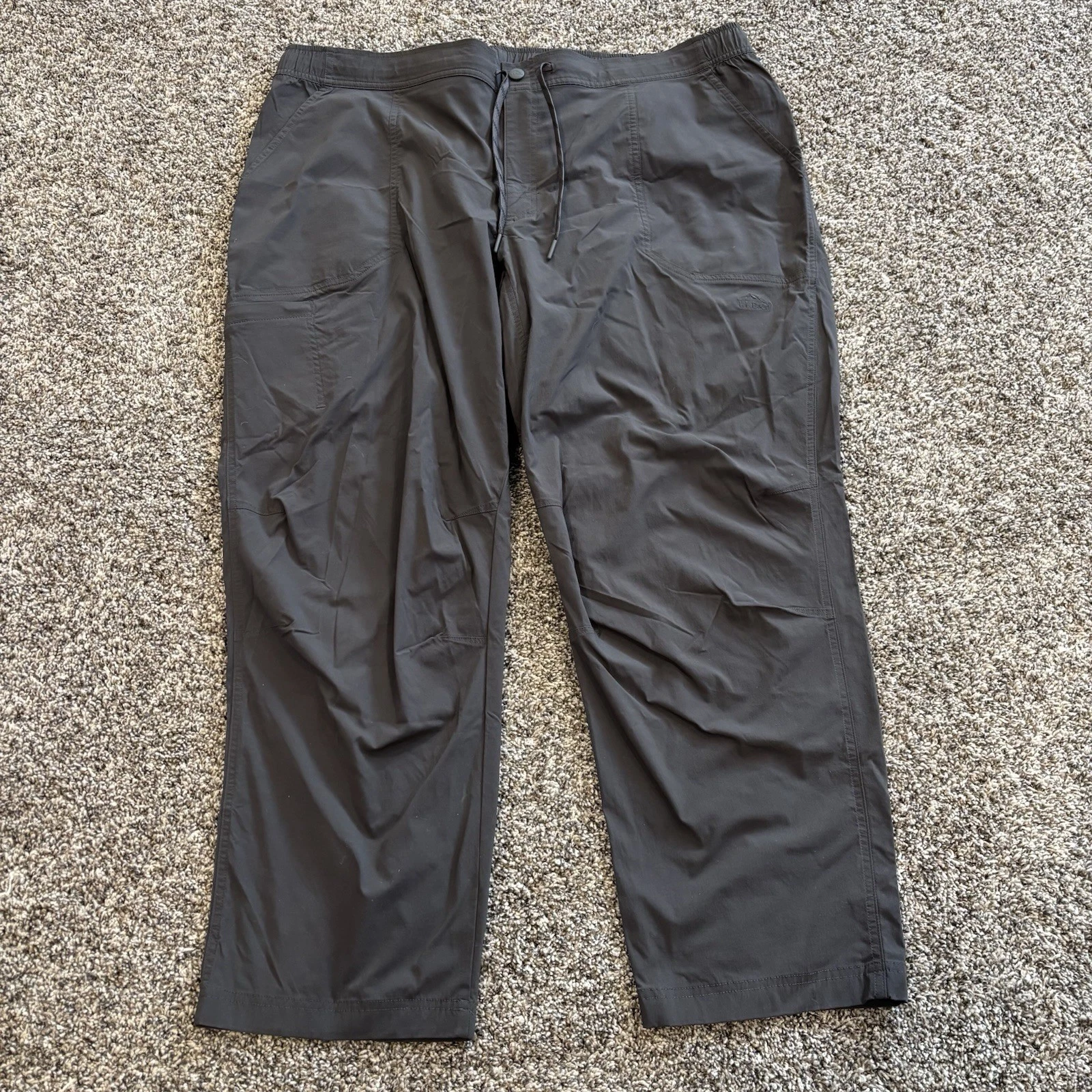 L.L. Bean Men’s Cresta Hiking Pants Comfort Waist Quick dry Standard Size 2XL
Opens in a new window