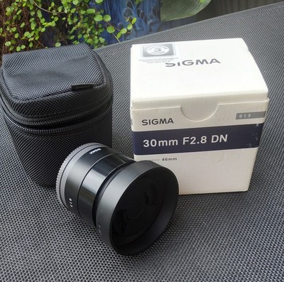 Sigma DN 30 mm F/2.8 Art Objektiv 