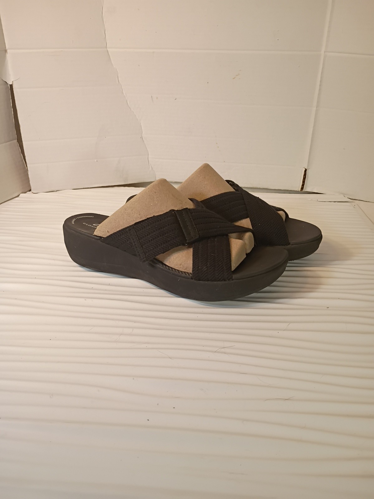 BlackClarks Cloudsteppers Cushionsoft Sandals W/A… - image 1