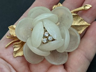 Vintage Signed Vendome 3D Satin Glass Like Lucite Rhinestone Peony Flower Pin