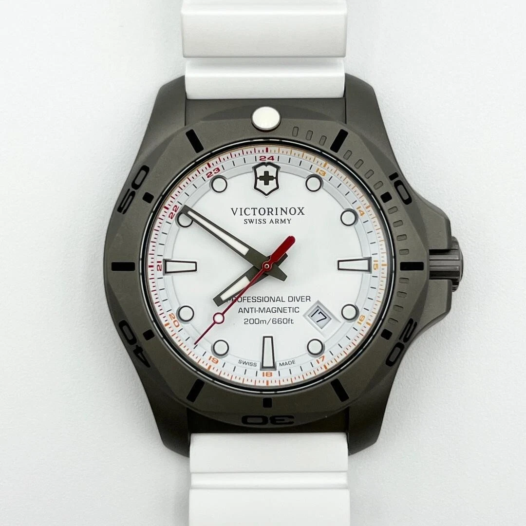 Victorinox I.N.O.X Professional Diver Swiss Army Quartz Men'sWatch Titanium Mint